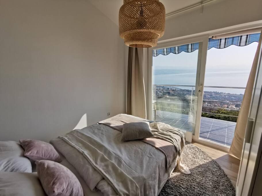 Ferienwohnung Mit 180° Meerblick Dobrec Exterior photo
